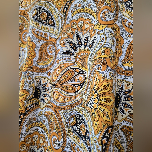 Michael Kors | Paisley V-Neck Women's Top, Size L - Picture 9 of 9